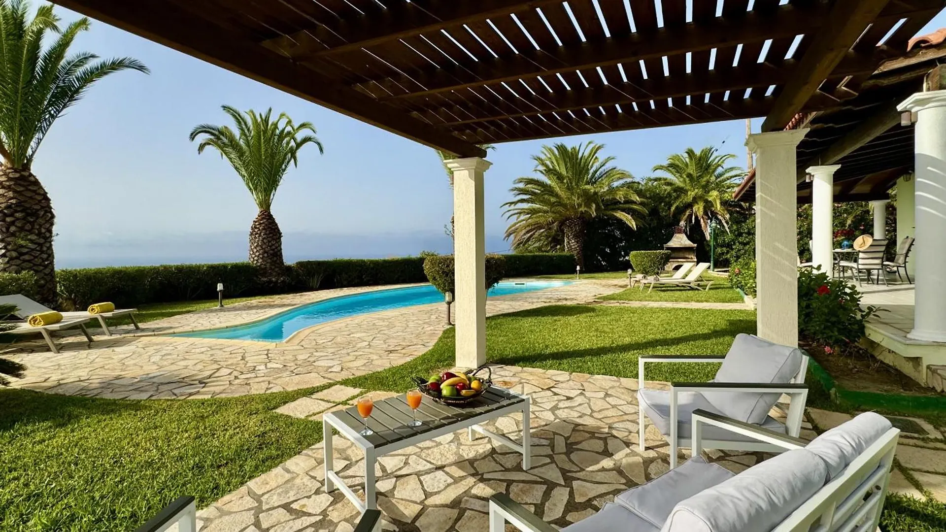 Villa Ermis 스파르티아 0*,